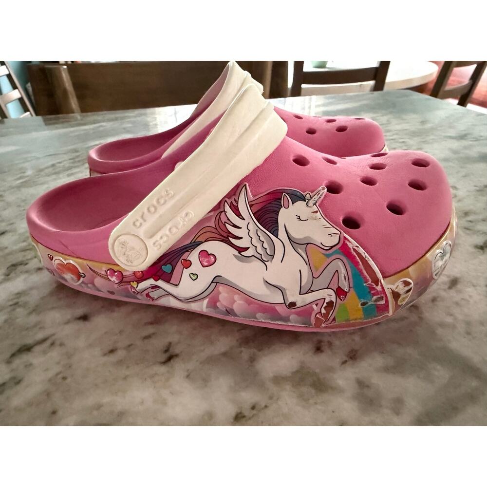 Pink unicorn with hearts crocs size J1